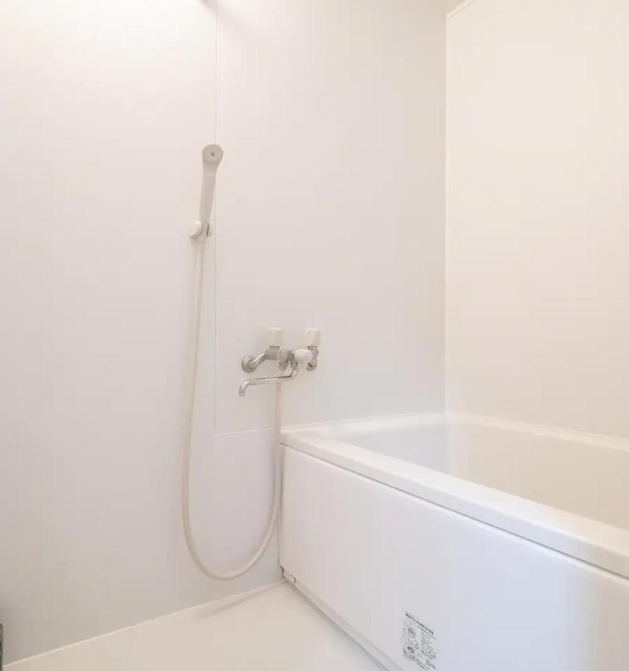North Shinjuku House 5駅徒歩圏内の北新宿の家 Casa vacanze *